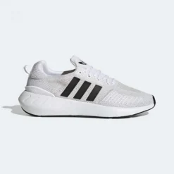 AdidasSwift Run 22