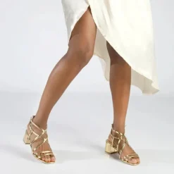 Buffalo Lilly Cage