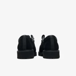 Clarks Cleyhill Seam