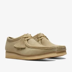 Clarks Wallabee
