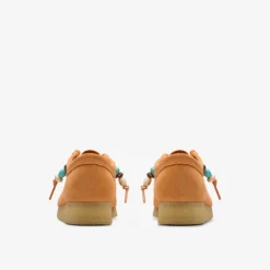 Clarks Wallabee