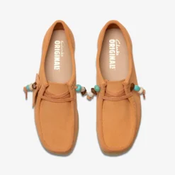 Clarks Wallabee