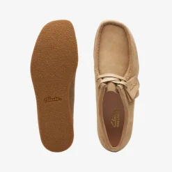Clarks Wallabee EVO