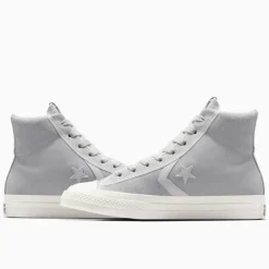 Converse Star Player 76 Suede