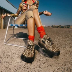 Dr Martens Buzz