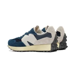 New Balance 327