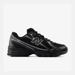 New Balance 740