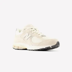 New Balance 2002R