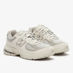 New Balance 2002R