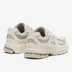 New Balance 2002R