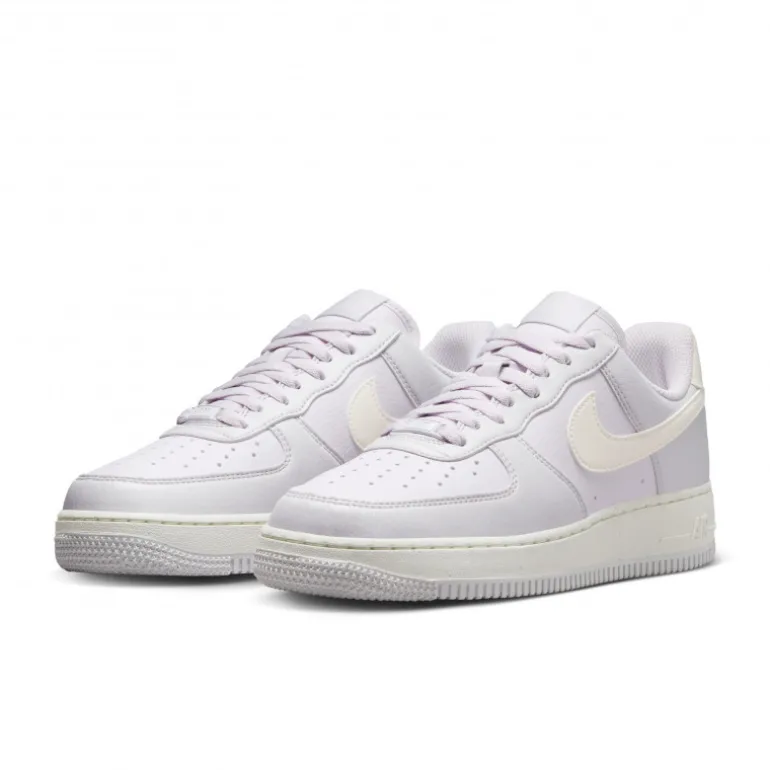 NIke Air Force 1 '07