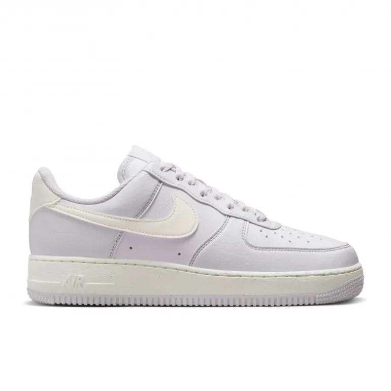 NIke Air Force 1 '07