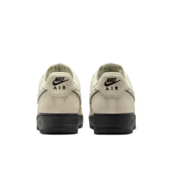 Nike Air Force 1 '07 LV8