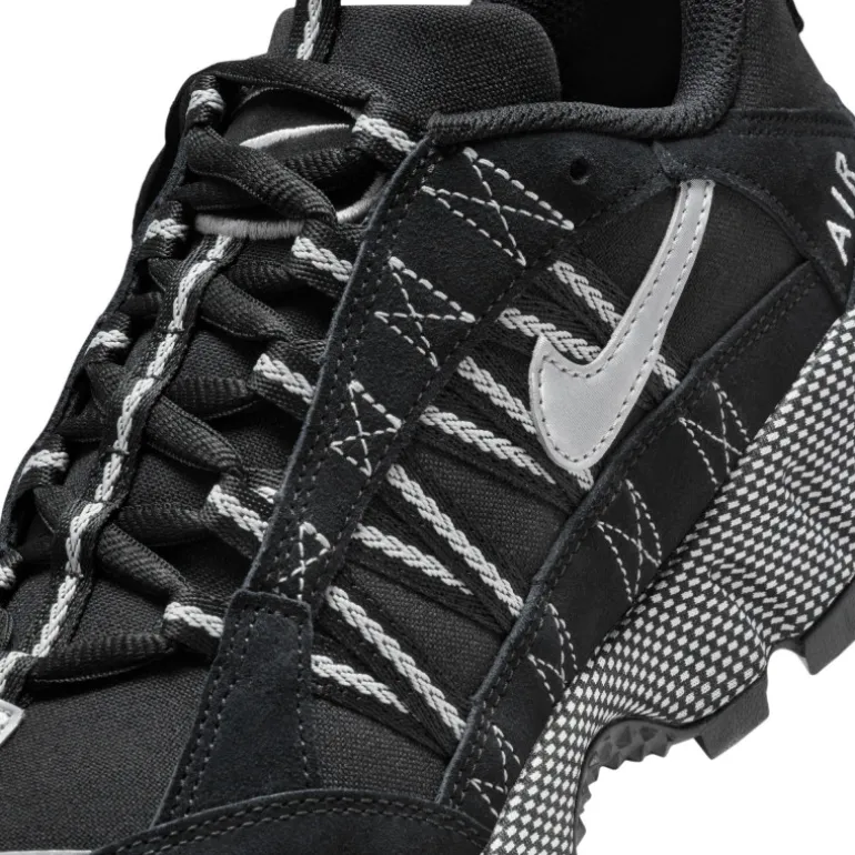 Nike Air Humara