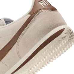 Nike Cortez