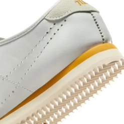 Nike Cortez
