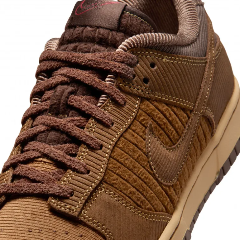 Nike Dunk Low Retro