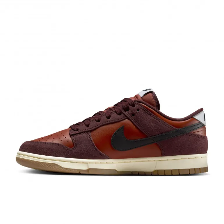 Nike Dunk Low SE