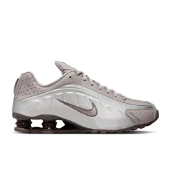 NIke Shox R4
