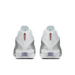 Nike Shox R4