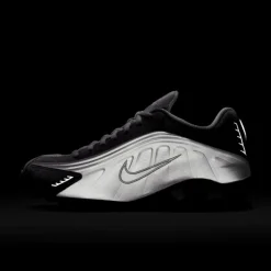 Nike Shox R4