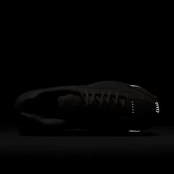 Nike Shox R4