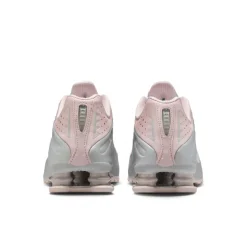 Nike Shox R4