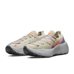 Nike Space Hippie 04