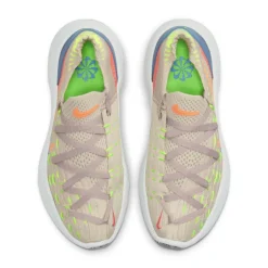 Nike Space Hippie 04