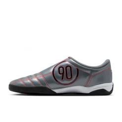 Nike Total 90