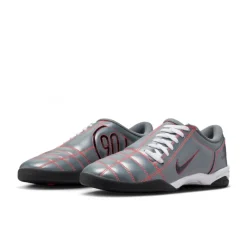 Nike Total 90
