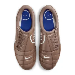 Nike Total 90