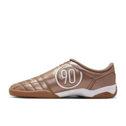 Nike Total 90