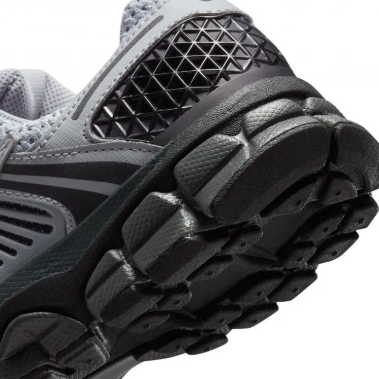 Nike Vomero 5