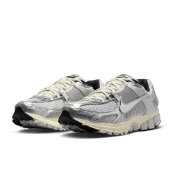 Nike Zoom Vomero 5