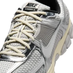 Nike Zoom Vomero 5