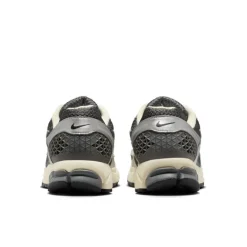 Nike Zoom Vomero 5