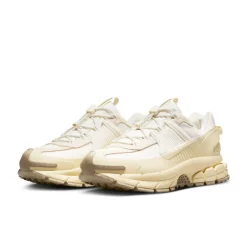 Nike Zoom Vomero Roam