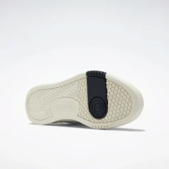 Reebok LT Court