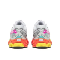 Saucony Progrid Omni 9