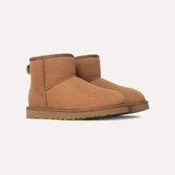 Ugg Classic Mini