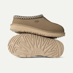 UGG Tasman II